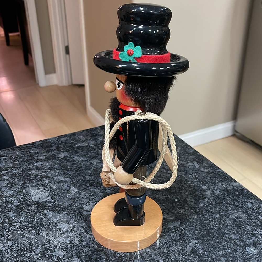 Steinbach junior chimney sweep with rope nutcracker - Picture 3 of 9